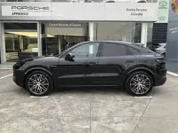 Usado Porsche Cayenne E-Hybrid 471 CV (346 kW) 2025 Negro metalizado SUV