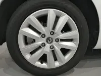 Usado Renault Mégane II Intens 115 CV (84 kW) 2021 Blanco Berlina