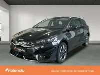 Usado Kia Ceed 141 CV (103 kW) 2025 Negro Utilitario