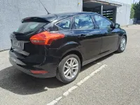 Usado Ford Focus Trend+ 120 CV (88 kW) 2015 Negro Berlina