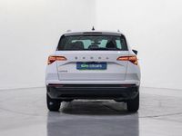 Usado Skoda Karoq Ambition 115 CV (84 kW) 2023 Blanco SUV