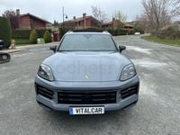 Käytetty Porsche Cayenne 470 HP (345 kW) 2024 Harmaa Katumaasturi