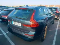 Usado Volvo XC60 Core 197 CV (144 kW) 2022 Gris / plata SUV