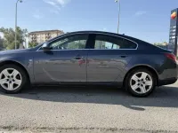 Usado Opel Insignia Edition 131 CV (96 kW) 2012 Azul Berlina
