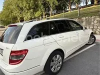 Usado Mercedes C220 170 CV (125 kW) 2010 Blanco Familiar