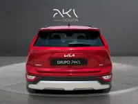 Usado Kia Niro 129 CV (94 kW) 2025 Gris / plata SUV