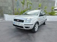 Usado Ford Fusion Trend 80 CV (58 kW) 2004 Gris / plata Utilitario