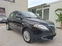 Usado Lancia Ypsilon 95 CV (69 kW) 2013 Negro Utilitario