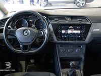 Usado VW Touran Advance 115 CV (84 kW) 2017 Marrón Monovolumen