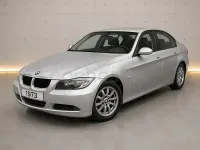 Usado BMW 318 Comfort Edition 143 CV (105 kW) 2008 Gris / plata Berlina