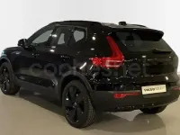 Usado Volvo XC40 Plus 163 CV (119 kW) 2025 Negro SUV