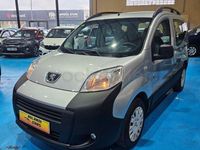 Usado Peugeot TePee 68 CV (50 kW) 2010 Gris / plata Monovolumen