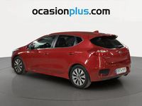 Käytetty Kia Ceed 100 HP (73 kW) 2018 Punainen Viistoperä