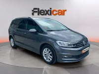 Usado VW Touran Advance 150 CV (110 kW) 2019 Gris Monovolumen