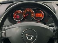 Usado Dacia Duster Lauréate 110 CV (80 kW) 2017 Gris SUV