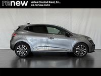 Begagnad Renault Clio V Techno 90 HK (66 kW) 2024 Grå Sedan