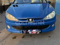 Usado Peugeot 206 90 CV (66 kW) 2006 Azul Berlina