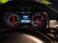 Usado Mercedes GLA200 156 CV (114 kW) 2017 Gris / plata SUV
