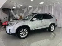 Usado Kia Sorento 200 CV (147 kW) 2016 Gris / plata SUV