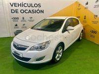 Usado Opel Astra Excellence 140 CV (102 kW) 2012 Blanco Berlina