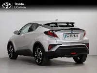 Usado Toyota C-HR Advance 122 CV (89 kW) 2023 Gris / plata SUV