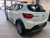 Usado Dacia Sandero Essentiel 91 CV (66 kW) 2023 Blanco Berlina