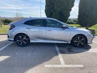 Usado Honda Civic Elegance 129 CV (94 kW) 2017 Gris / plata Berlina