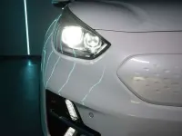 Usado Kia e-Niro 150 kW (204 CV) 2021 Blanco SUV