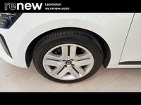 Käytetty Renault Clio V Evolution 90 HP (66 kW) 2024 Valkoinen Sedan