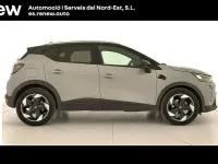 Usado Renault Captur Techno 100 CV (73 kW) 2025 Gris SUV