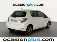 Usado Toyota Yaris Active 90 CV (66 kW) 2014 Blanco Utilitario