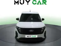 Usado Ford Transit Trend 102 CV (75 kW) 2025 Blanco Familiar