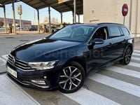 Usado VW Passat 122 CV (89 kW) 2021 Negro Familiar