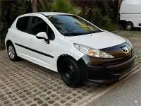 Usado Peugeot 207 70 CV (51 kW) 2011 Blanco Berlina
