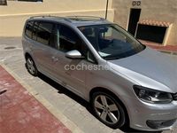 Usado VW Touran Advance 105 CV (77 kW) 2014 Gris / plata Monovolumen