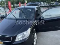 Usado Chevrolet Aveo LS 84 CV (61 kW) 2010 Negro Berlina