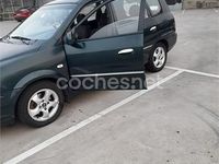 Usado Kia Carens LX 112 CV (82 kW) 2006 Negro Monovolumen