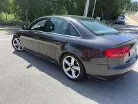Usado Audi A4 S-Line 143 CV (105 kW) 2009 Gris / plata Berlina