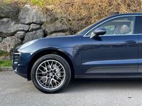 Używany Porsche Macan 258 KM (189 kW) 2015 Niebieski SUV