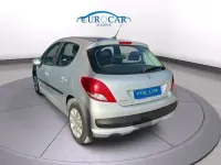 Usado Peugeot 207 Envy 75 CV (55 kW) 2010 Gris Utilitario