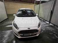 Usado Ford Fiesta Trend 75 CV (55 kW) 2014 Blanco Utilitario