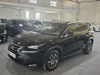 Usado Lexus NX300h Executive Line 197 CV (144 kW) 2015 Negro SUV
