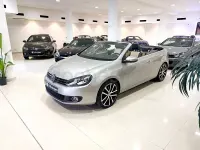 Usado VW Golf Cabriolet 140 CV (102 kW) 2012 Gris / plata Descapotable