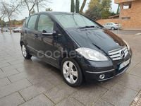 Usado Mercedes A180 Avantgarde 109 CV (80 kW) 2009 Negro Monovolumen