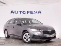 Usado Skoda Octavia Ambition 150 CV (110 kW) 2023 Gris Familiar