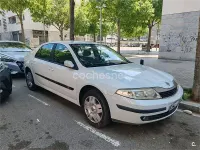 Usado Renault Laguna II Dynamique 120 CV (88 kW) 2003 Blanco Berlina
