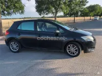 Usado Toyota Auris Active 101 CV (74 kW) 2009 Negro Utilitario