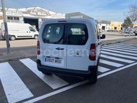 Usado Peugeot Rifter Active 100 CV (73 kW) 2023 Blanco Monovolumen