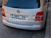 Usado VW Touran Advance 140 CV (102 kW) 2005 Gris / plata Monovolumen