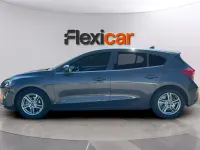 Usado Ford Focus Trend 101 CV (74 kW) 2020 Gris Berlina